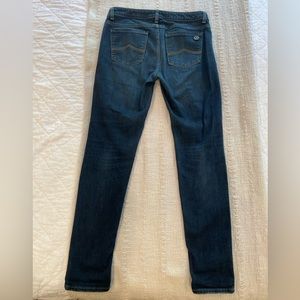 Michael Kors dark wash, low rise skinny Jean size 6 like new